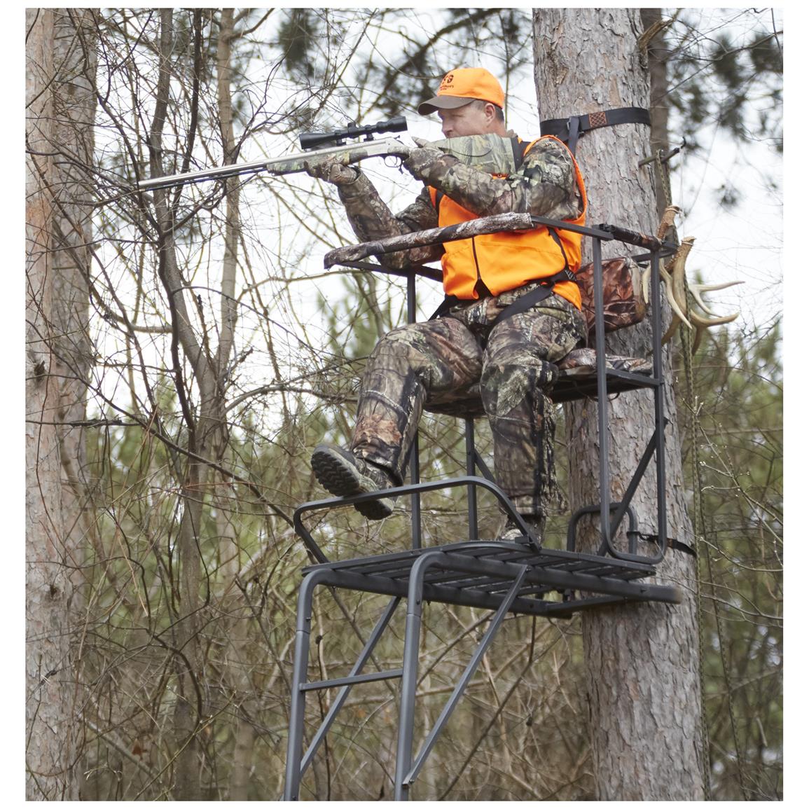 staying-safe-while-hunting-from-a-tree-stand-review-tips-sowega-live