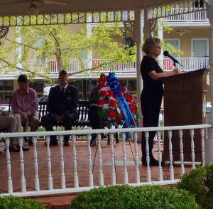 Retired Lieutenant Colonel Kathryn Lillethun addresses the crowd.